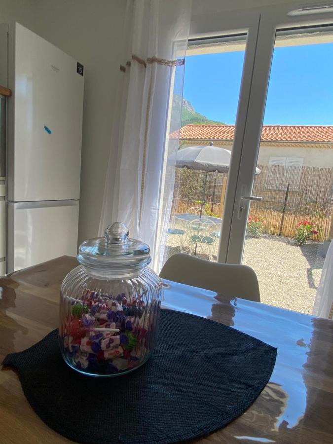 فيلا La Petite Perle De Provence سيسترون المظهر الخارجي الصورة
